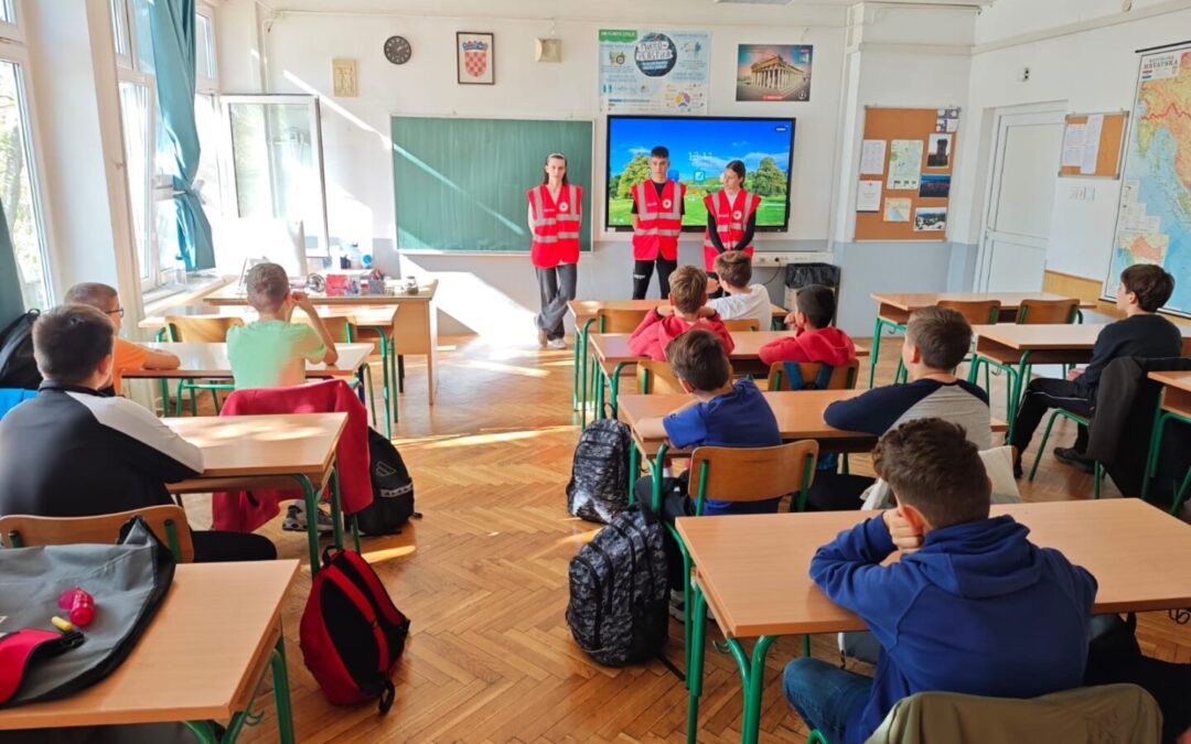 Mali ribolovci uče o prvoj pomoći!